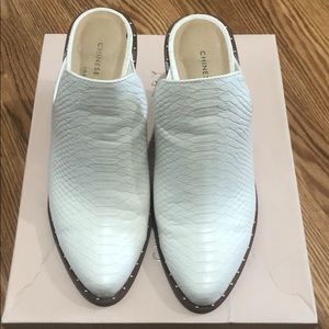 Springfield mules white